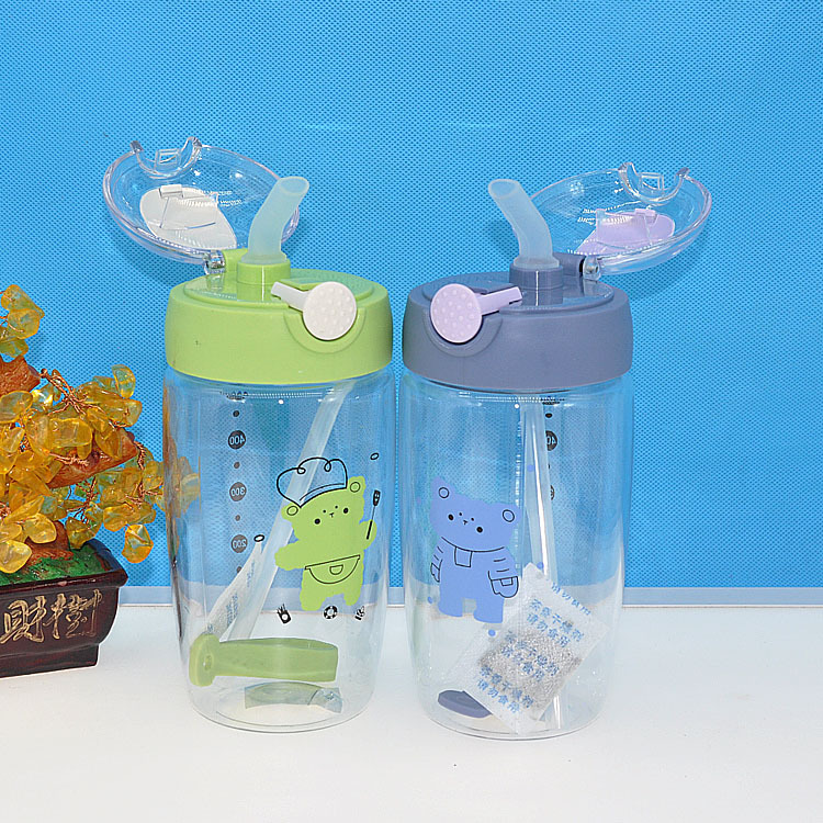 2022 nuevos dibujos animados lindo tapa elástica paja taza de agua niños portátil taza estudiante bebé taza de verano