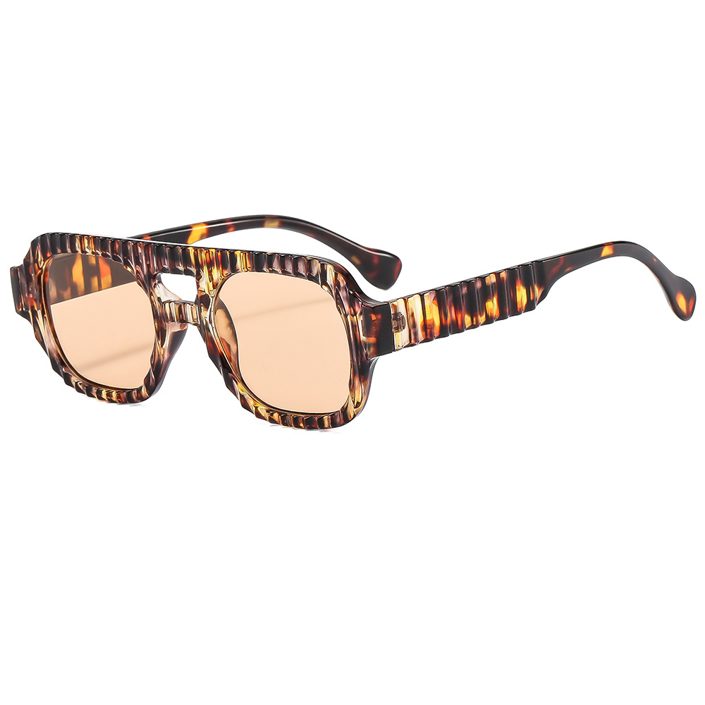 Retro Vertical Striped Women's Sunglasses High-end Trendy Shades_voghion.com