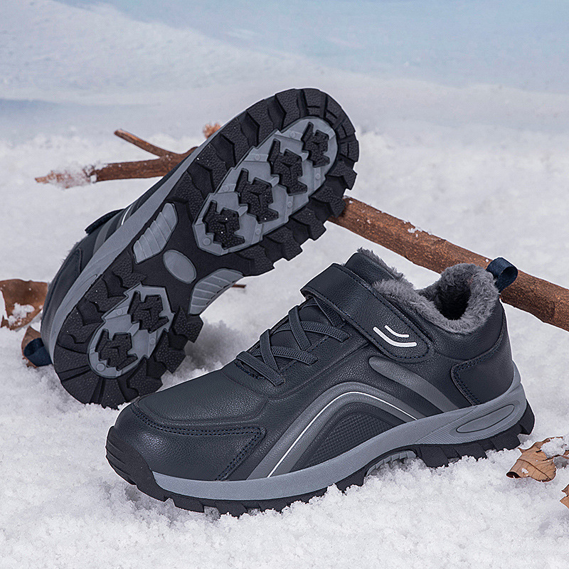 Nuevos zapatos para ancianos otoño e invierno para mujer, más zapatos de algodón grueso de terciopelo, zapatos deportivos antideslizantes para caminar, botas de nieve cálidas para mamá