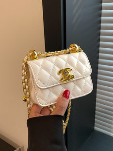 Small shoulder bag, one-shoulder bag with diamond pattern, Chanel style, city style, chain bag