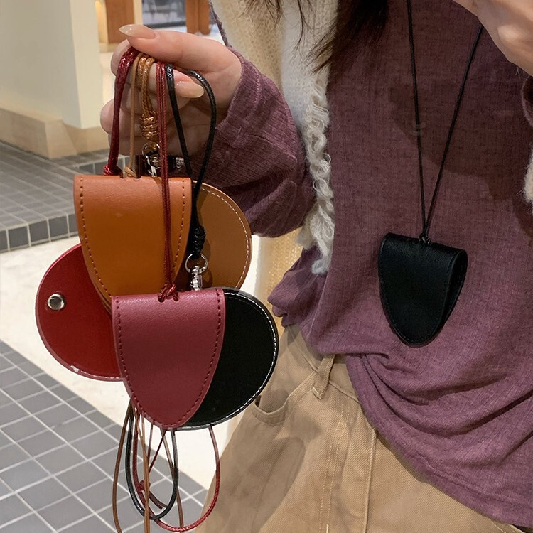 Leather Magnetic Neck-Hanging Glasses Case Necklace for Women, Storage Pouch for Sunglasses, 2026 New Model Exquisite Sweater Chain Leather Magnetic Neck-Hanging Glasses Case Necklace for Women, Storage Pouch for Sunglasses, 2026 New Model Exquisite Sweater Chain