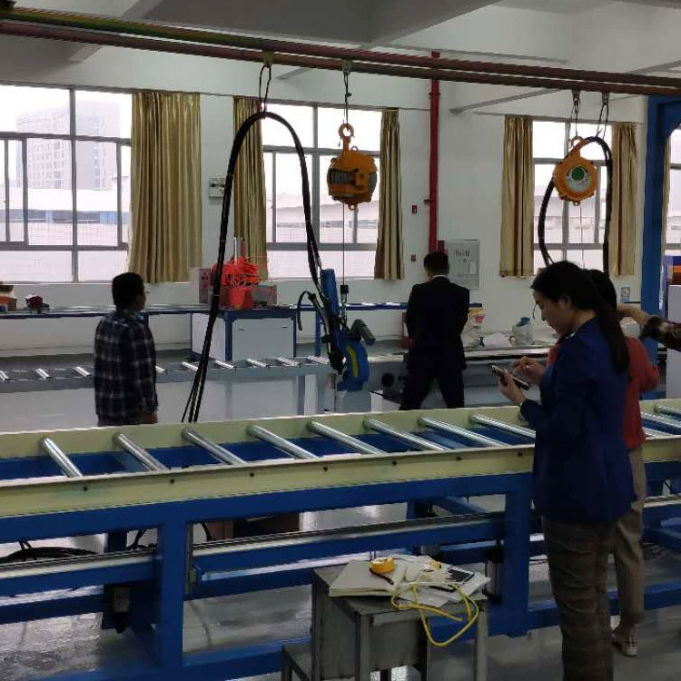 Выбранный клепальный станок SPR с вентиляционным клапаном Erret профессиональные производители клепальных машин