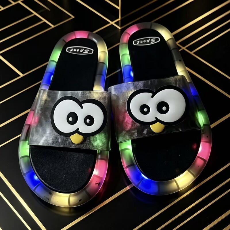 Cool Thunder Slippers with Crystal Light-Up, Non-Slip, Odor-Resistant, Big Eyes Design, Children's Open-Toe Sandals for Outdoor Wear, Gift for Friends Cool Thunder Slippers with Crystal Light-Up, Non-Slip, Odor-Resistant, Big Eyes Design, Children's Open-Toe Sandals for Outdoor Wear, Gift for Friends