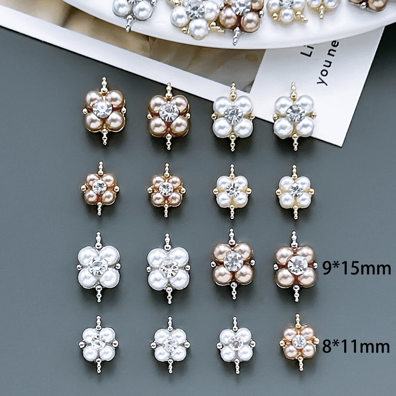Swarovski French-style pearl and rhinestone nail art accessories, Little Red Book pearl and diamond treasure box rhinestone nail decorations Swarovski French-style pearl and rhinestone nail art accessories, Little Red Book pearl and diamond treasure box rhinestone nail decorations