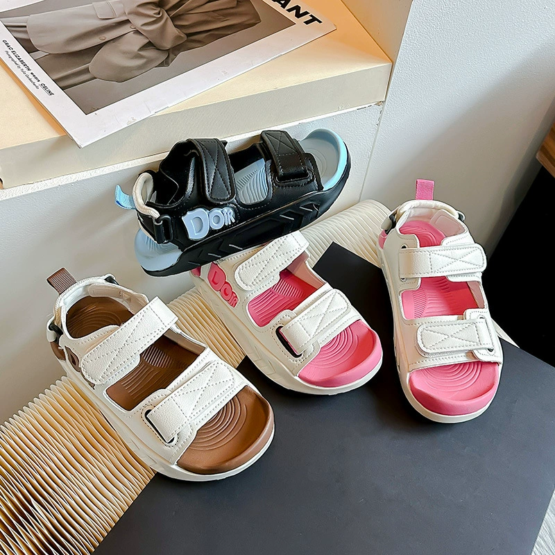 Детская мода Баотоу Сандалии Лето 2024 Новый мальчик Пляжная обувь Корейская версия спортивной повседневной обуви для детей