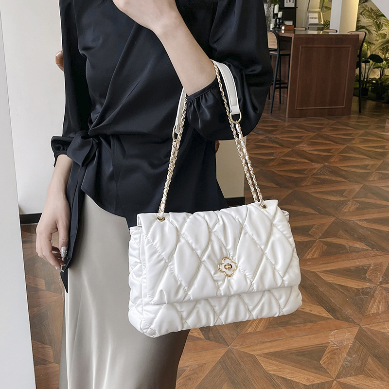 2024 New Fashion High-end Women's Bag Portable Commuting Large Capacity Shoulder Bag Fashionable All-match Crossbody Bag for Women 2024 New Fashion High-end Women's Bag Portable Commuting Large Capacity Shoulder Bag Fashionable All-match Crossbody Bag for Women