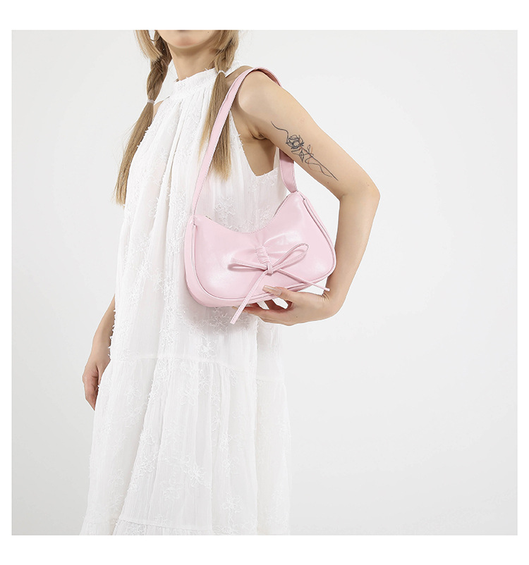 This is a trendy and fashionable single-shoulder crossbody bag with a simple bow design for women's 2024 autumn and winter collection undefined