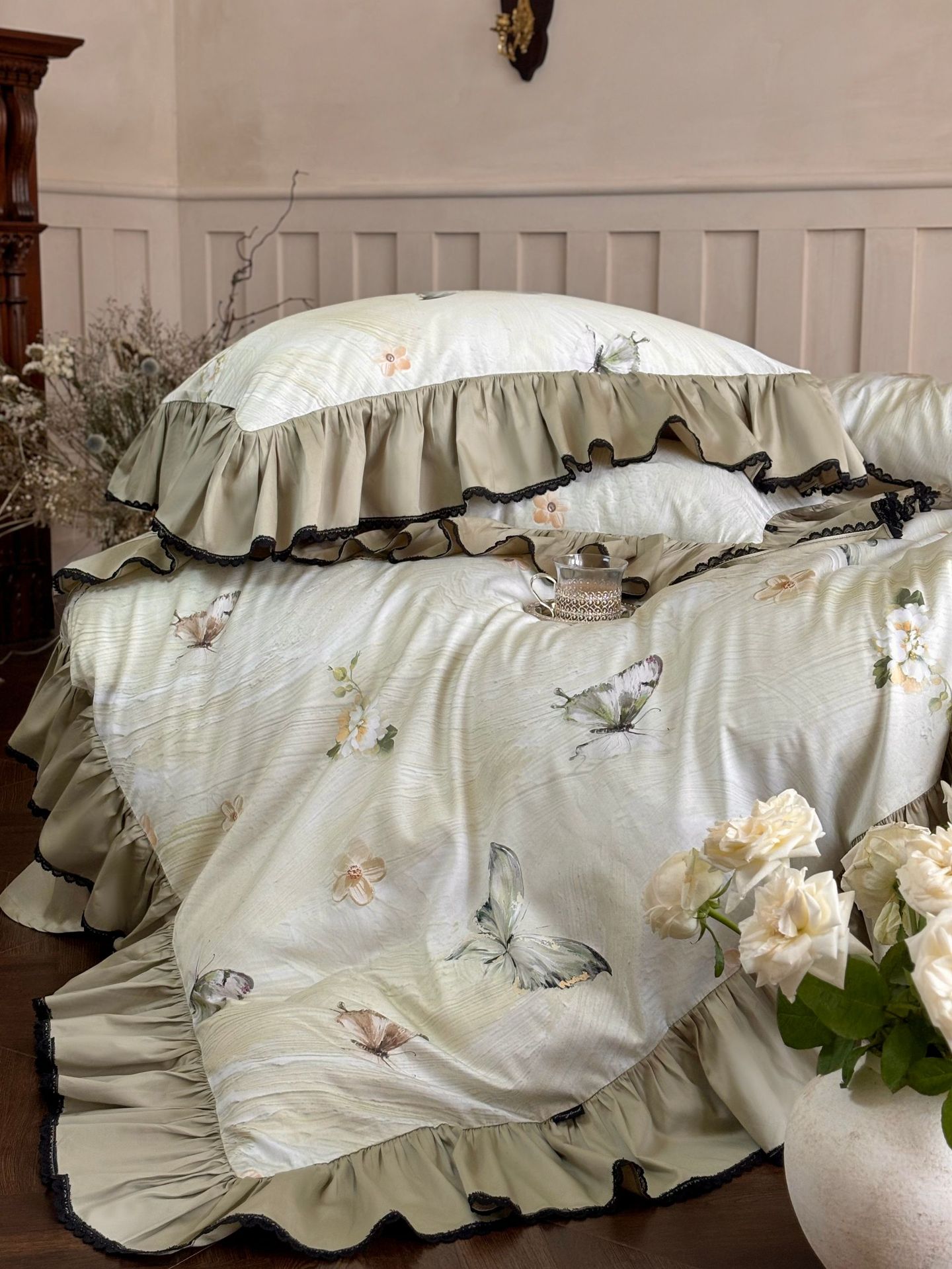 Nordisk vintage boho påslakanset i ren bomull med spets_voghion.com