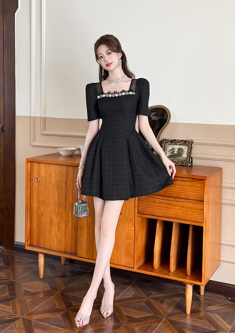 Váy đen bồng xòe cổ vuông thắt eo kiểu công chúa — Màu đen chi tiết 9