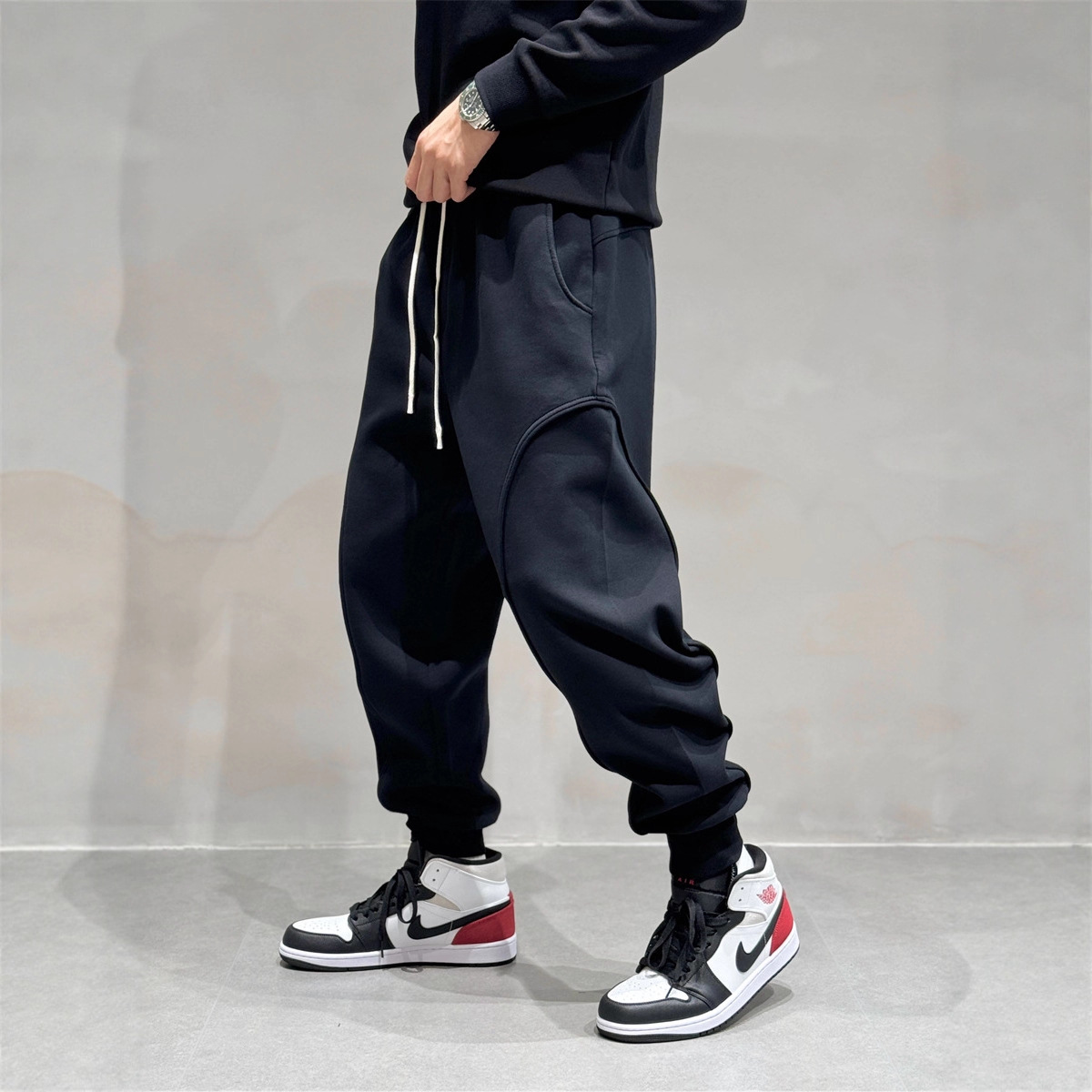 Japanese Retro Jogger Casual Sweatpants Men's 2025 Autumn and Winter Loose Tapered Three-Dimensional Cut Harem Pants
