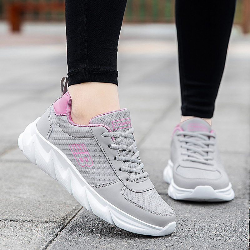 2021 New Women's Leather Surface Sports Shoes for Women Students Running Training Driving Shoes Korean Style Versatile Waterproof Shoes