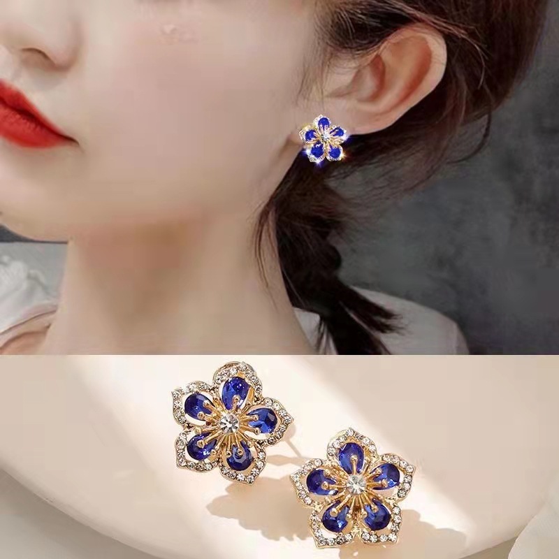 1 Pair Sweet Flower Alloy Inlay Artificial Gemstones Women's Ear Studs display picture 1