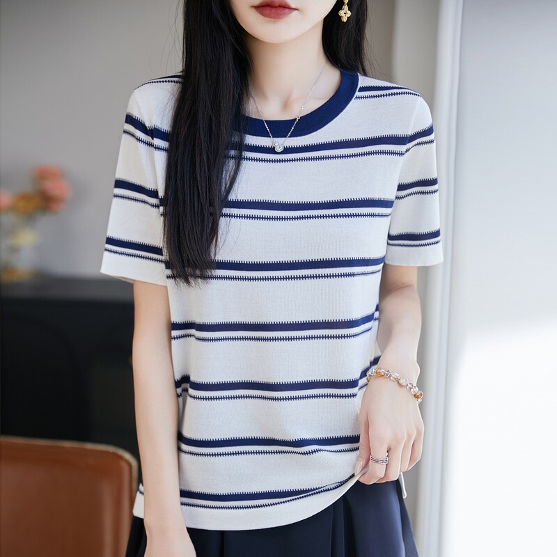 French-Style Retro Striped Ice Linen Knit Short-Sleeve T-Shirt for Women, Summer Thin Loose Fit, Slimming, Age-Reducing, Breathable Half-Sleeve Top French-Style Retro Striped Ice Linen Knit Short-Sleeve T-Shirt for Women, Summer Thin Loose Fit, Slimming, Age-Reducing, Breathable Half-Sleeve Top