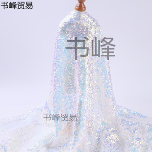 �F؛ 3mm�òʰ���Ƭ�߲ʽ�Ƭ���ݳ����r�bŮ�b��c�b���������