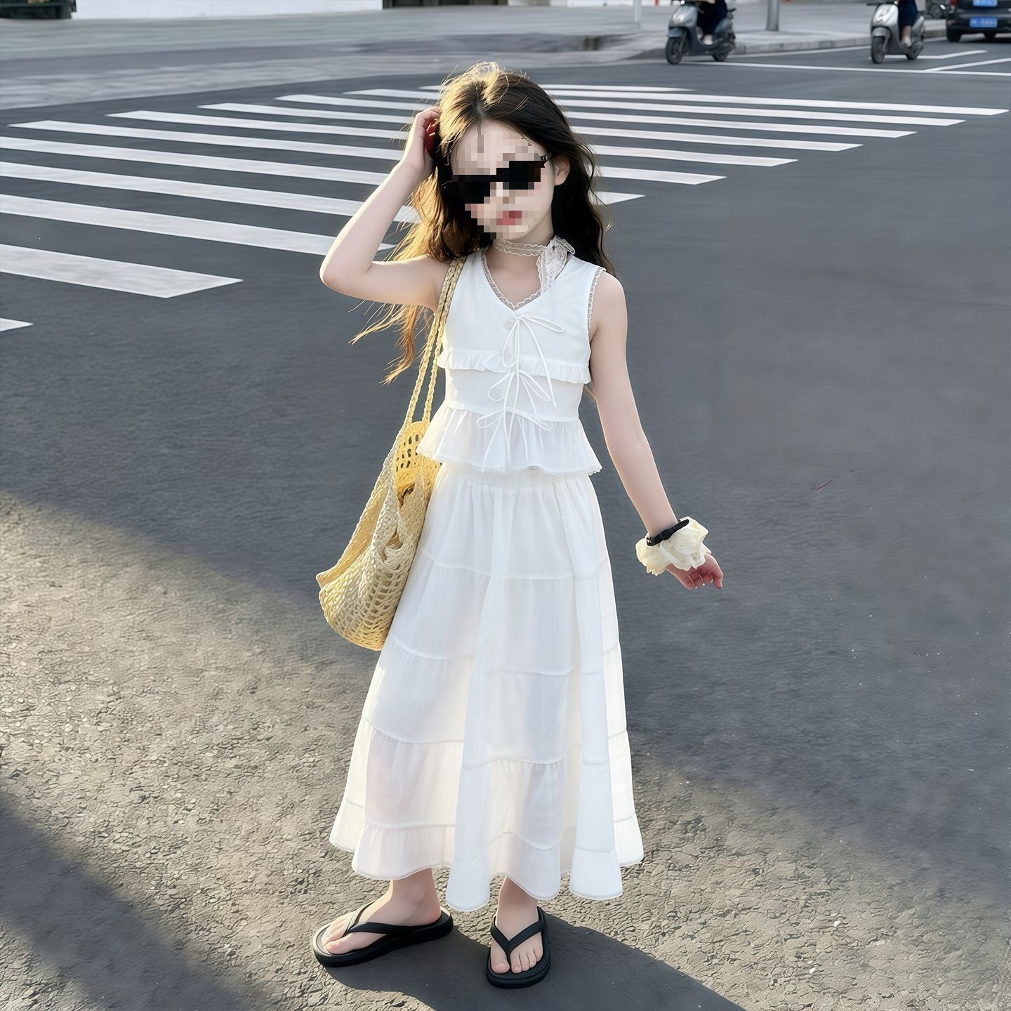 Super cute summer dress for girls, 2026 new style, fashionable children's skirt, stylish two-piece set for older children.