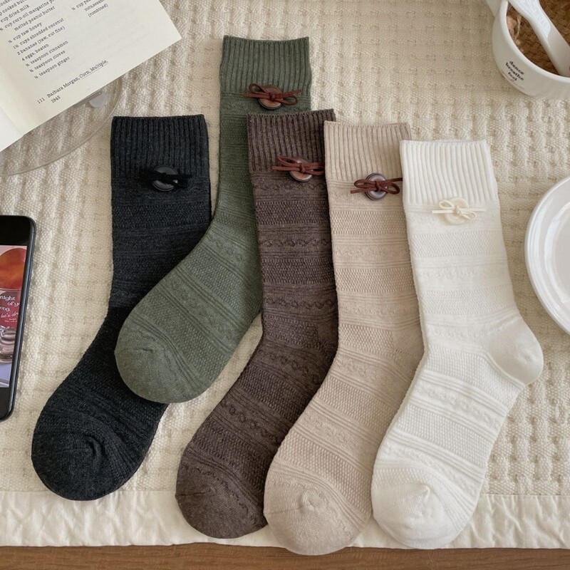 2026 Autumn New Patterned Socks for Women, Korean Style Ins Retro Embossed Mid-Calf Socks, Seamless Ruched Women's Socks 2026 Autumn New Patterned Socks for Women, Korean Style Ins Retro Embossed Mid-Calf Socks, Seamless Ruched Women's Socks