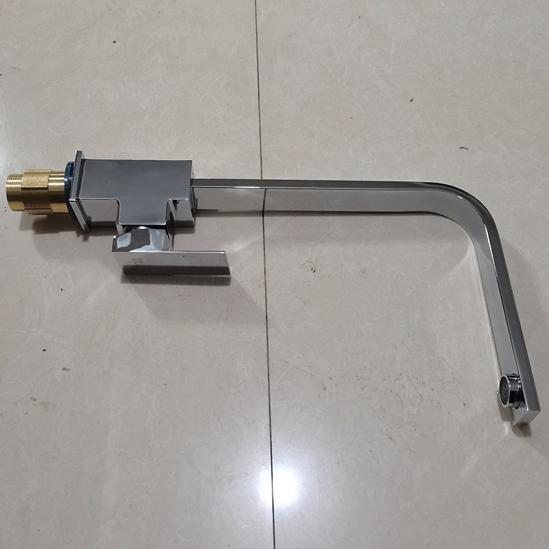 Grifo Monomando Giratorio para Fregadero de Cocina de Aleación de Zinc para Agua Fría y Caliente