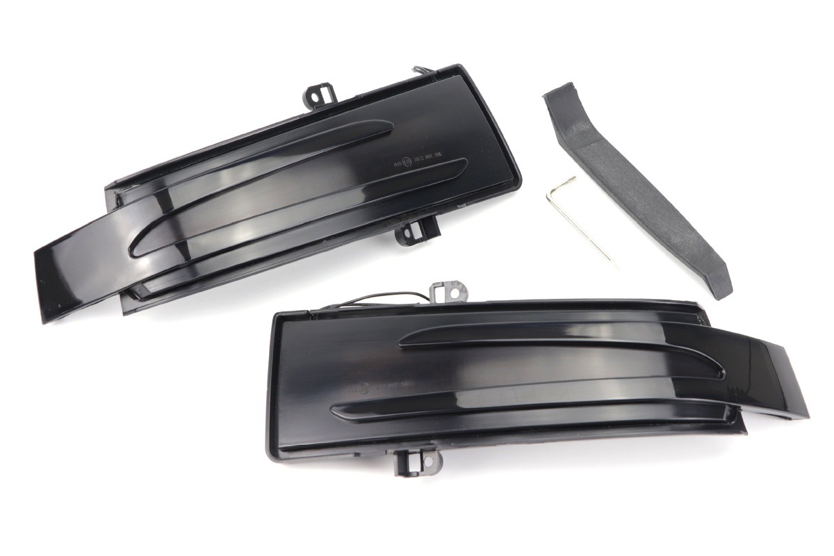 LED Dynamic Turn Signal Light for Mercedes-Benz G-Class W463 X164 X166
