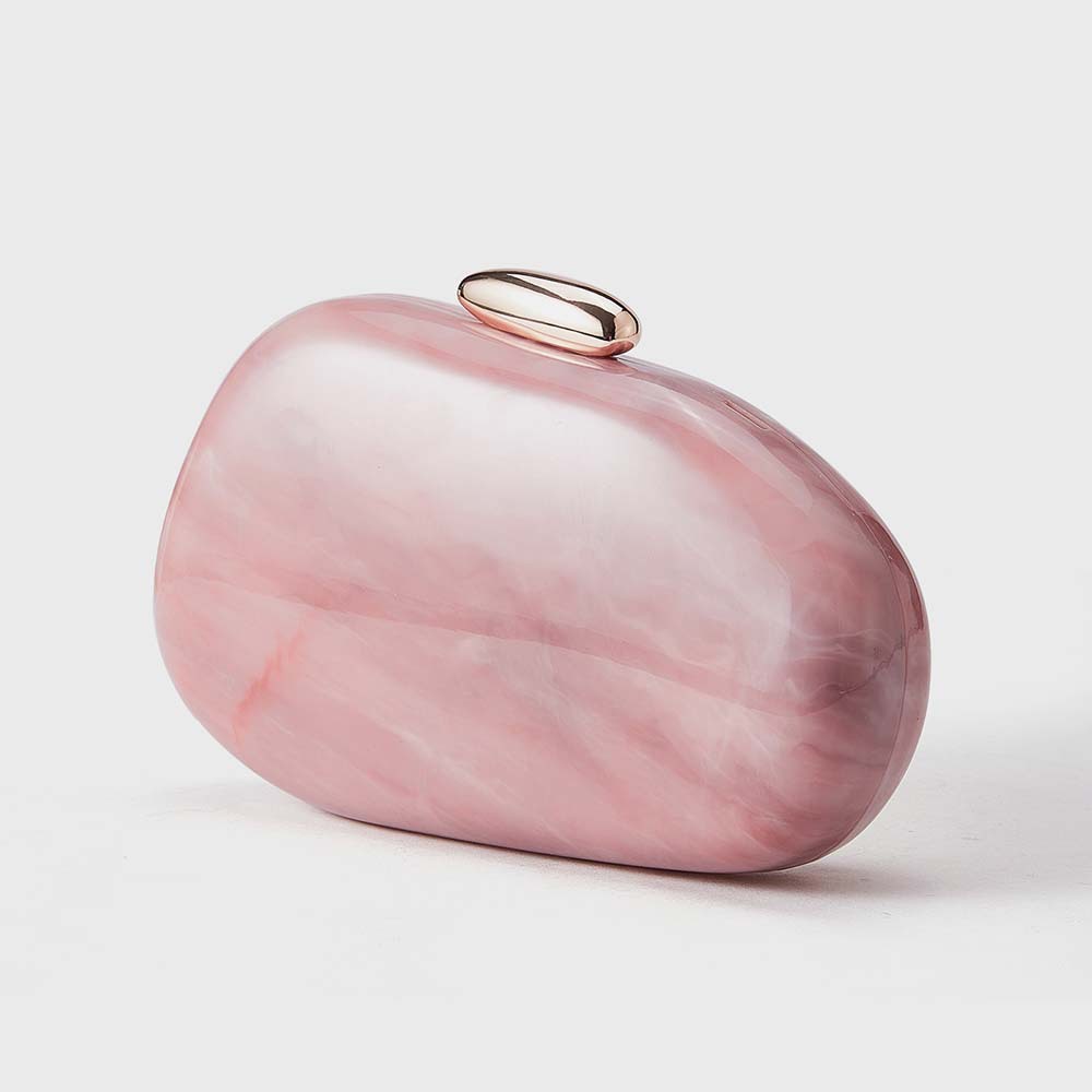 Borsa a tracolla leggera e lussuosa da donna in acrilico con conchiglia - Elegante pochette per feste serali, matrimoni e uso quotidiano. Borsa a tracolla alla moda in acrilico con conchiglia._voghion.com