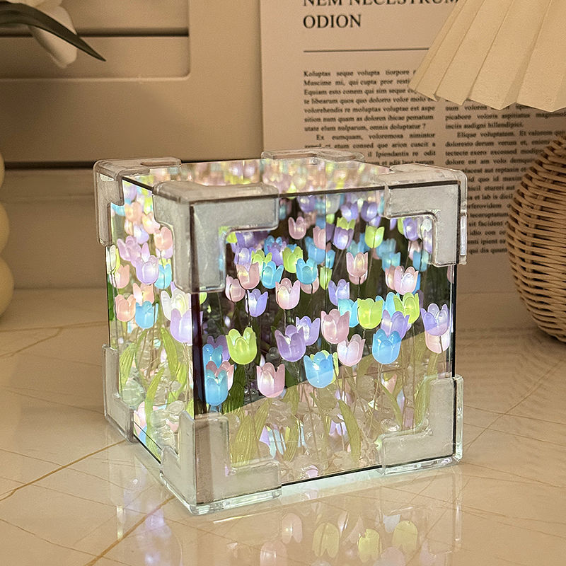 Cubo de Rubik Tulip hecho a mano Flower Sea Night Light Regalo de cumpleaños de alta calidad hecho a mano para niñas