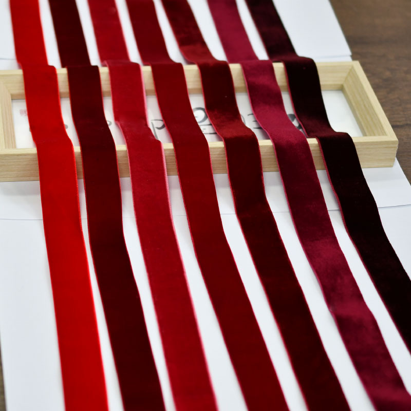 2.5cm单面锦纶无弹力丝绒带礼盒包装蝴蝶结丝带材料  现货批发