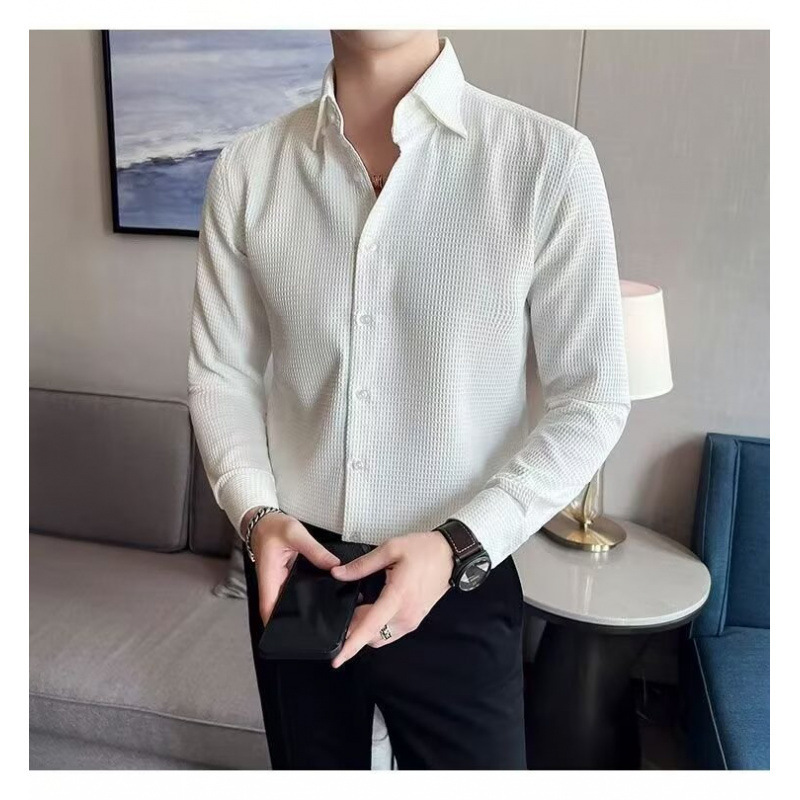 Men's long-sleeved shirt, high-end style, 2026 new collection, waffle-knit fabric, winter-lined and thickened for warmth, slim-fit, and stylish Men's long-sleeved shirt, high-end style, 2026 new collection, waffle-knit fabric, winter-lined and thickened for warmth, slim-fit, and stylish
