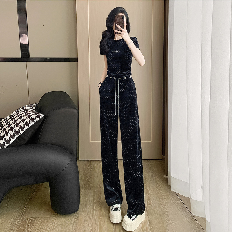 European Popular Casual Sports Suit for Women, Summer Temperament, Black Hot Diamond Velvet Short-Sleeved Wide-Leg Pants Two-Piece Suit