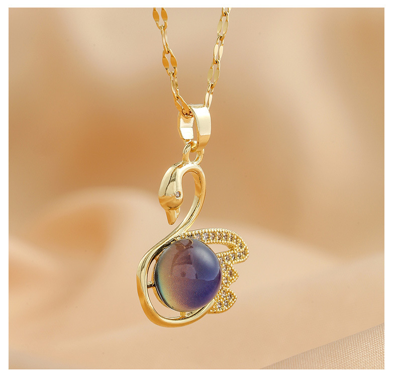 Retro Swan Titanium Steel Inlay Artificial Gemstones Rhinestones Necklace 1 Piece