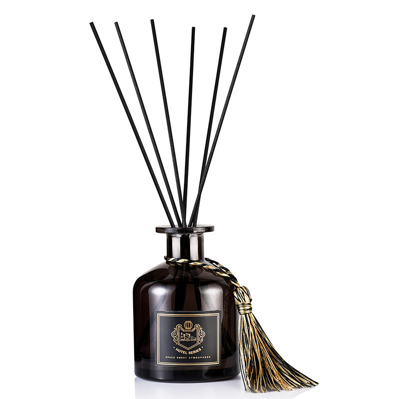 Aceite esencial de aromaterapia libre de fuego Fragancia de aire Incienso de tocador para el hogar Desodorante Aromaterapia Botella Hotel Ratán Aromaterapia al por mayor