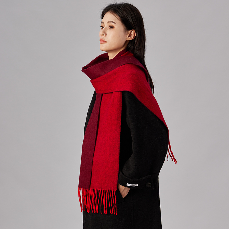 100% bufandas de lana roja simple coreano otoño invierno atmósfera sensación de cuello sensación de alto nivel de regalo de reunión anual de chal universal