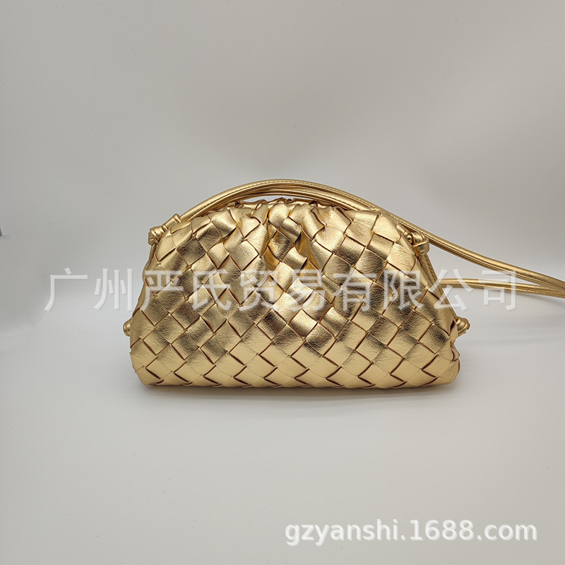 金色
