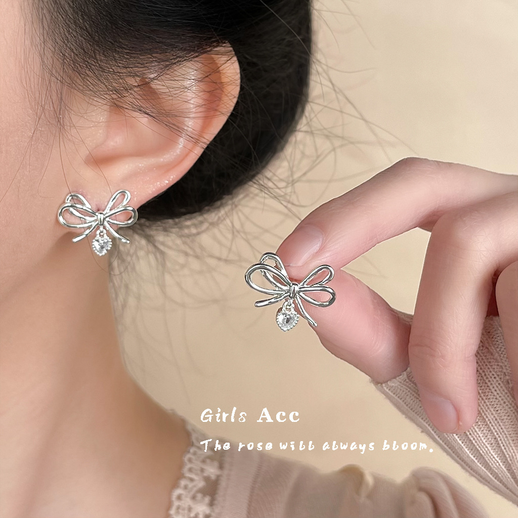 模特_0018_耳语场景新水印 拷贝 17.jpg