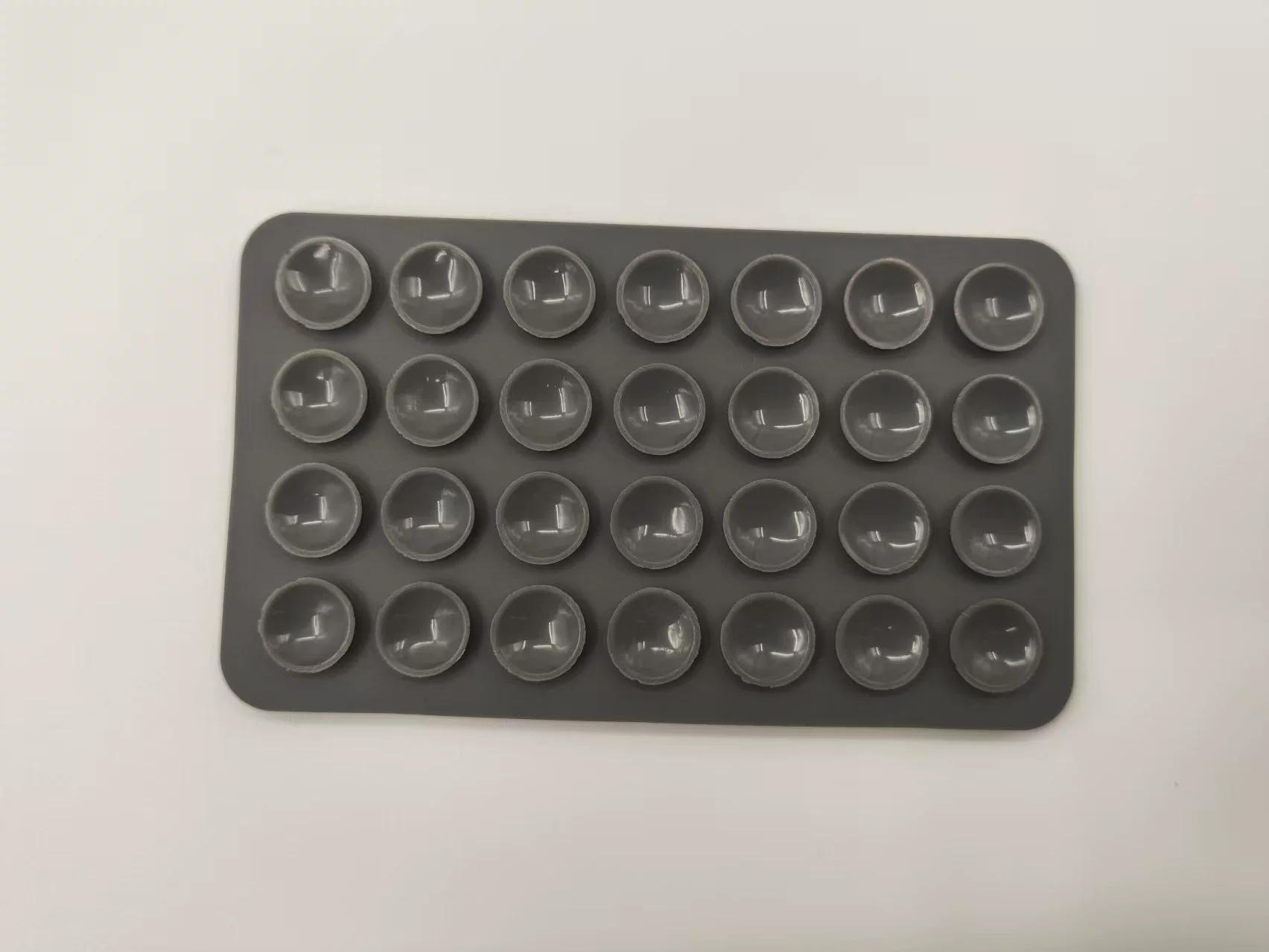 Silicone double-sided phone pad, square, 28-stud, sizes 32/40 mm, customizable colors