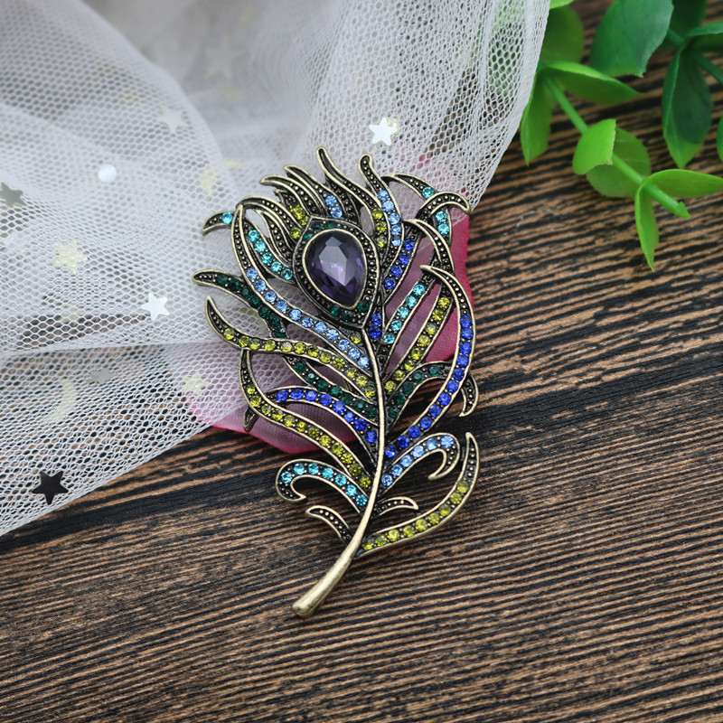 Cross-Border Popular Korean-Style Brooch with a High-End Feel, Niche Silk Scarf Buckle, Korean-Style Zirconia-Encrusted Jacket Pearl Brooch Clothing Accessory Pin