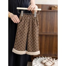 ͯ�b����Ůͯ���qƴ�����eѝ��Сͯ�A�cŮ���ӽq�Ӻ�ѝ�װ�ɫ