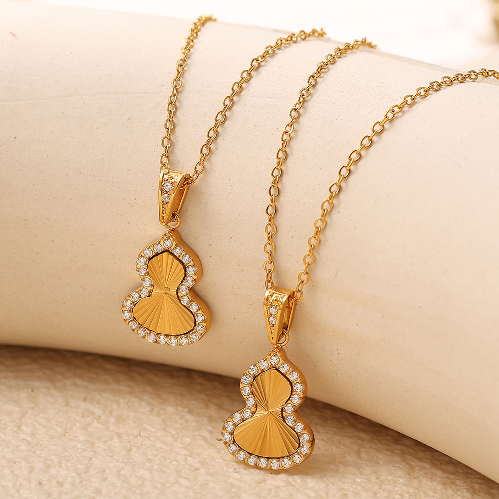 retro necklace stainless steel