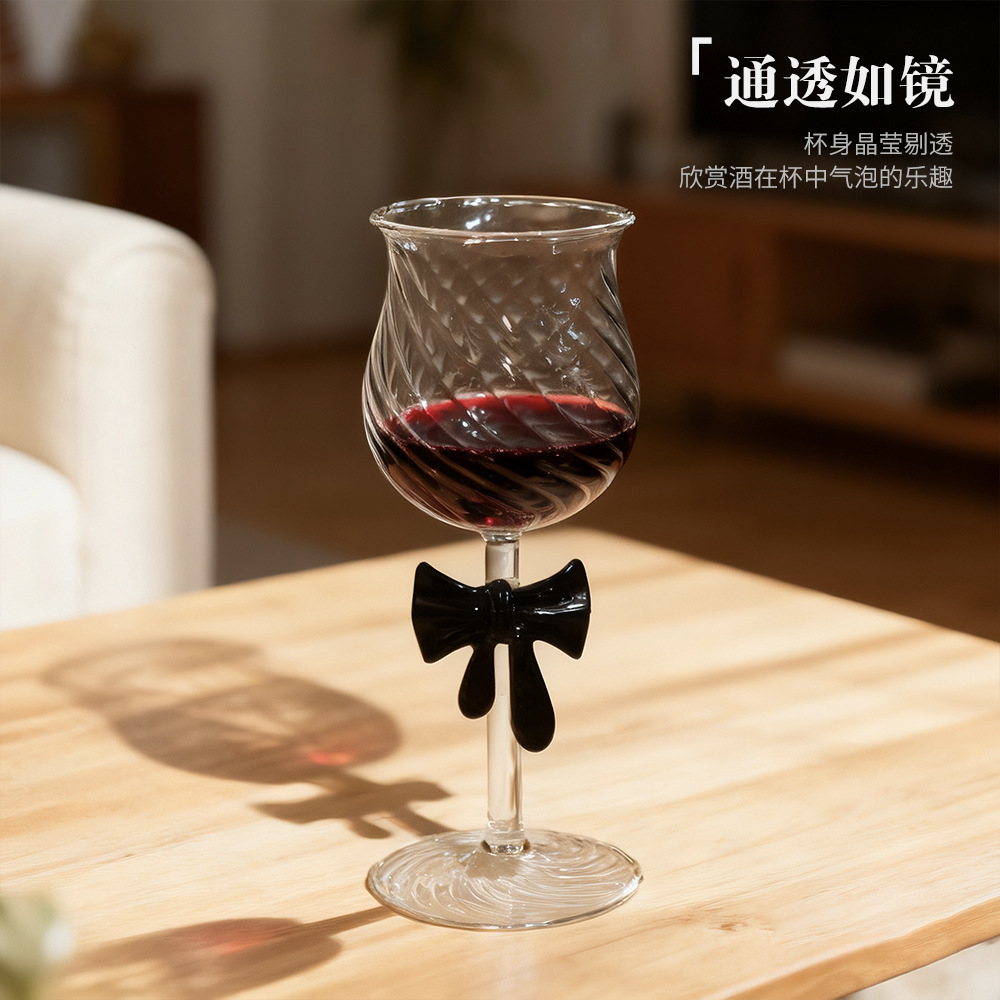 Creativo alto borosilicato de vidrio tazas de vino alto arco tazas de pies altos de día de San Valentín romántico arco negro tazas de champán