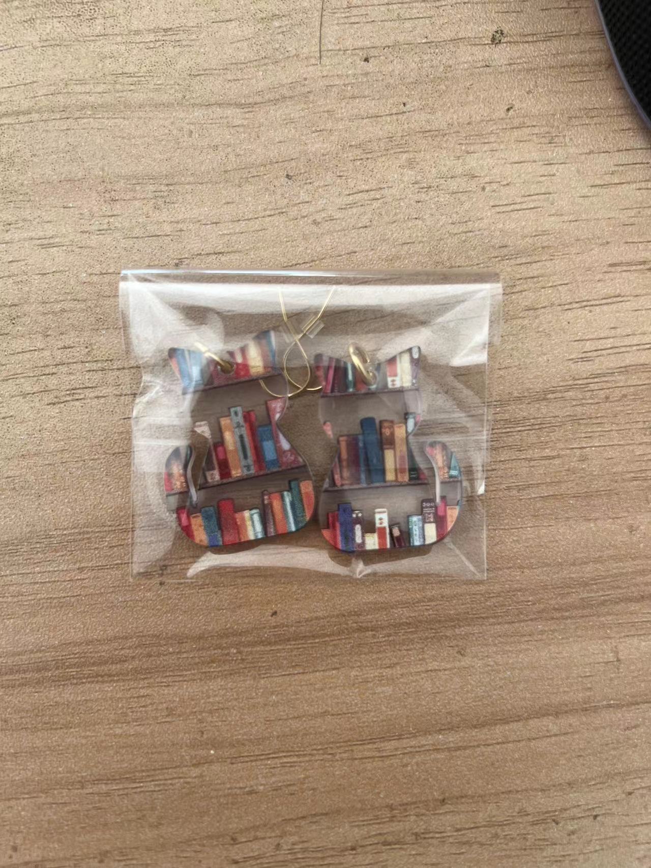 4mm gato gancho de oro