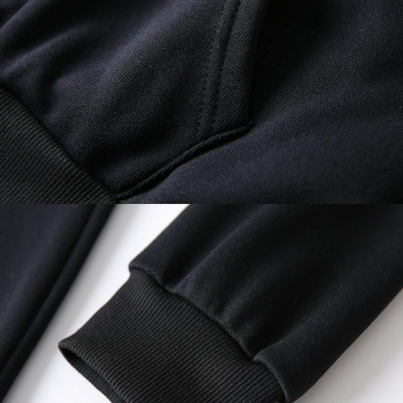 Women's Hooded Sweatshirt With Dark Print And Fleece Lining_voghion.com
