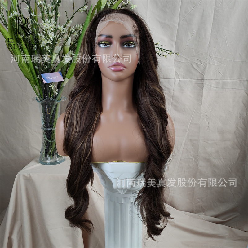 欧米のT PARTの前のレースのかつらの頭カバーの長い巻き髪の化繊の頭カバーのwig|undefined