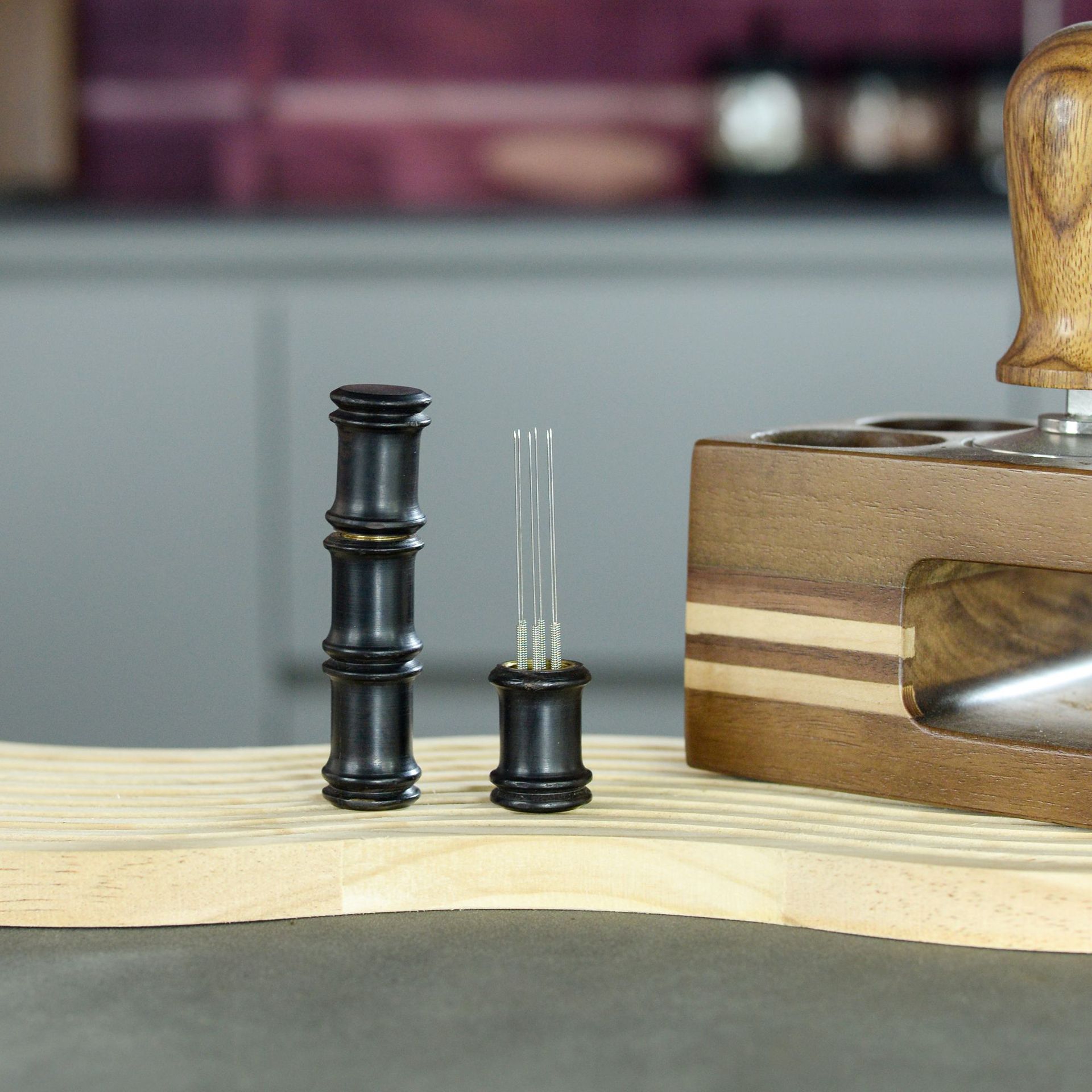 Polvo de tela café aguja polvo suelto aguja paño de madera dispositivo polvo sólido polvo suelto aguja base Acero inoxidable separador