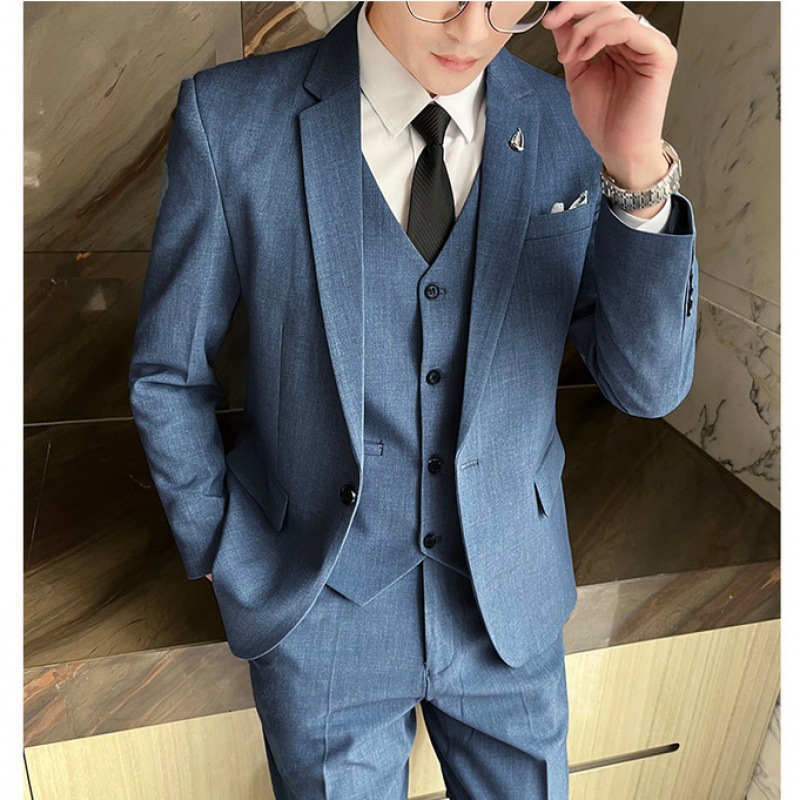 하늘색 정장 + 바지 + 조끼
