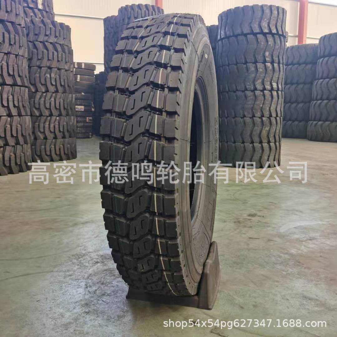 Los fabricantes suministran remolque neumático 245/70R19.5 camión de alambre de acero neumático de vacío