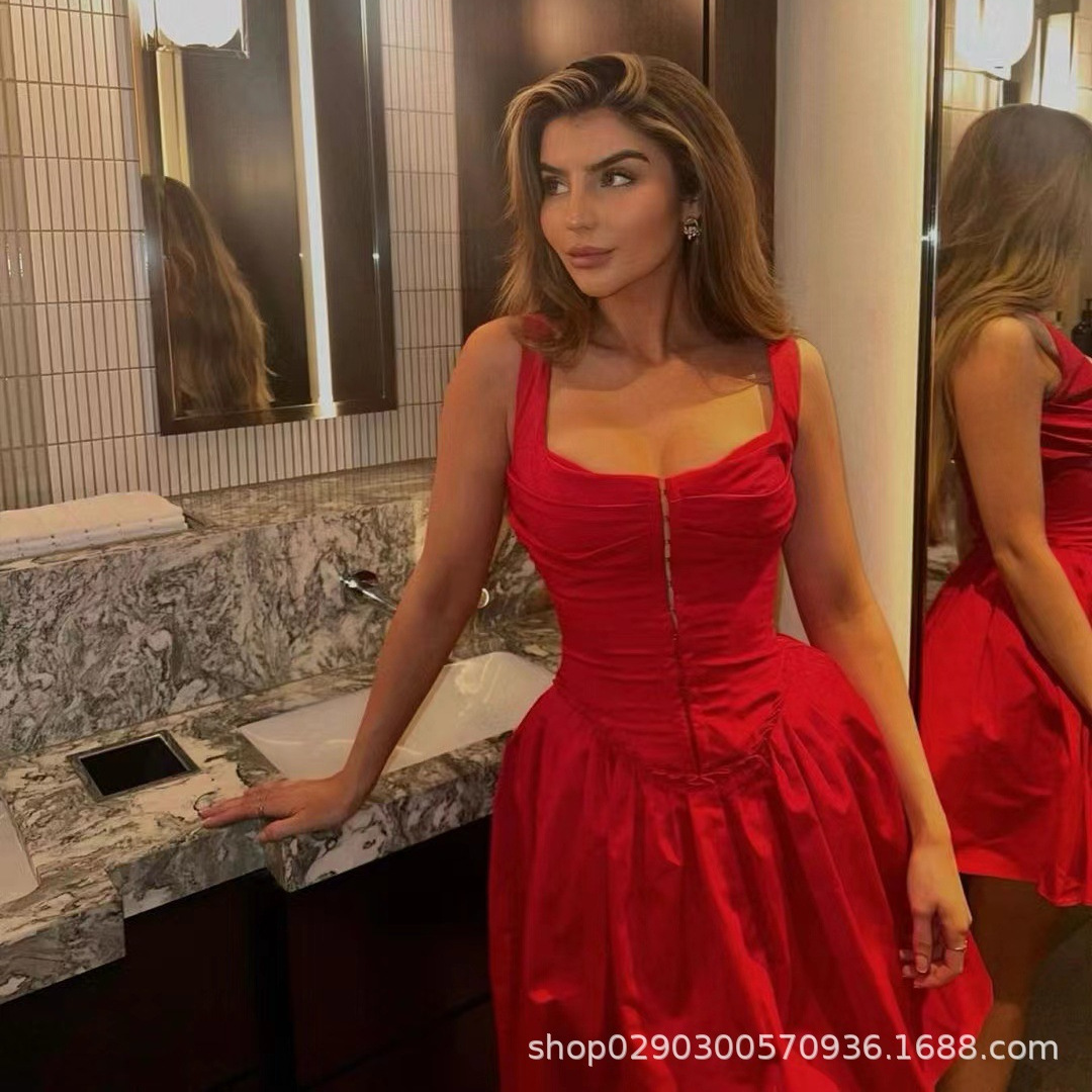 2024 nuevo popular rojo plisado Sling vestido con forro de calidad falda al por mayor Comercio exterior suministro sexy