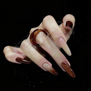 ���ֹ������׺��s�߼��к��ؽ��ǝu׃�����ﶬ�Շ���ins�L�����N