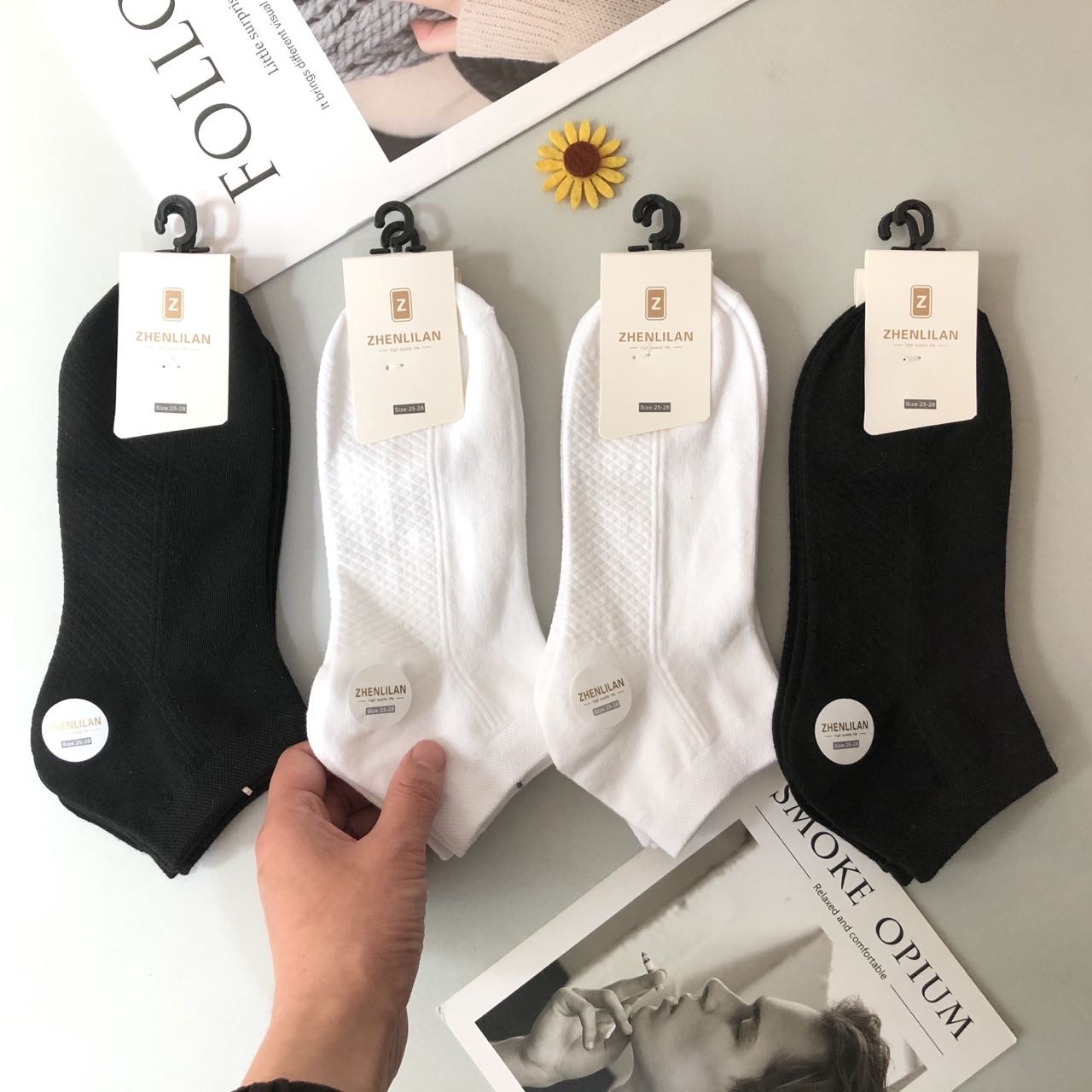 ¡Todo-fósforo clásico del color sólido! Primavera y verano calcetines de los deportes de los hombres delgados calcetines de algodón cortos blancos y negros elásticos grandes al por mayor