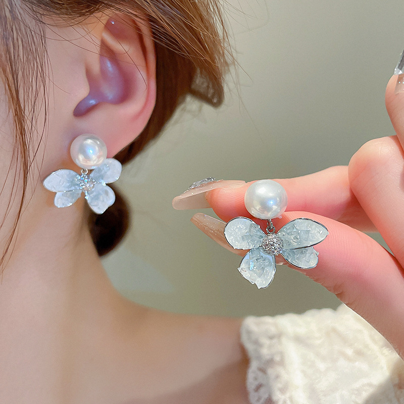 Aguja de plata, estilo de vacaciones azul, pendientes de lazo de flores suaves, pendientes de moda fresca, pendientes de ambiente dulce