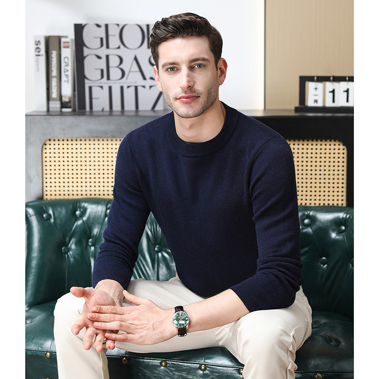 Otoño y invierno nuevo tipo de manga larga nuevo tipo de suéter de punto casual de moda de punto hoodie de cuello redondo simple suéter versátil