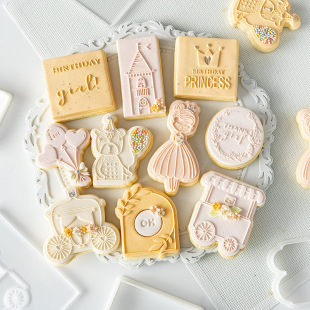 Baking Cake Tools Japanese Dessert Mold Cartoon Press Mold Princess Castle Birthday Gift Box Fold Sugar Cookie Cutting Mold