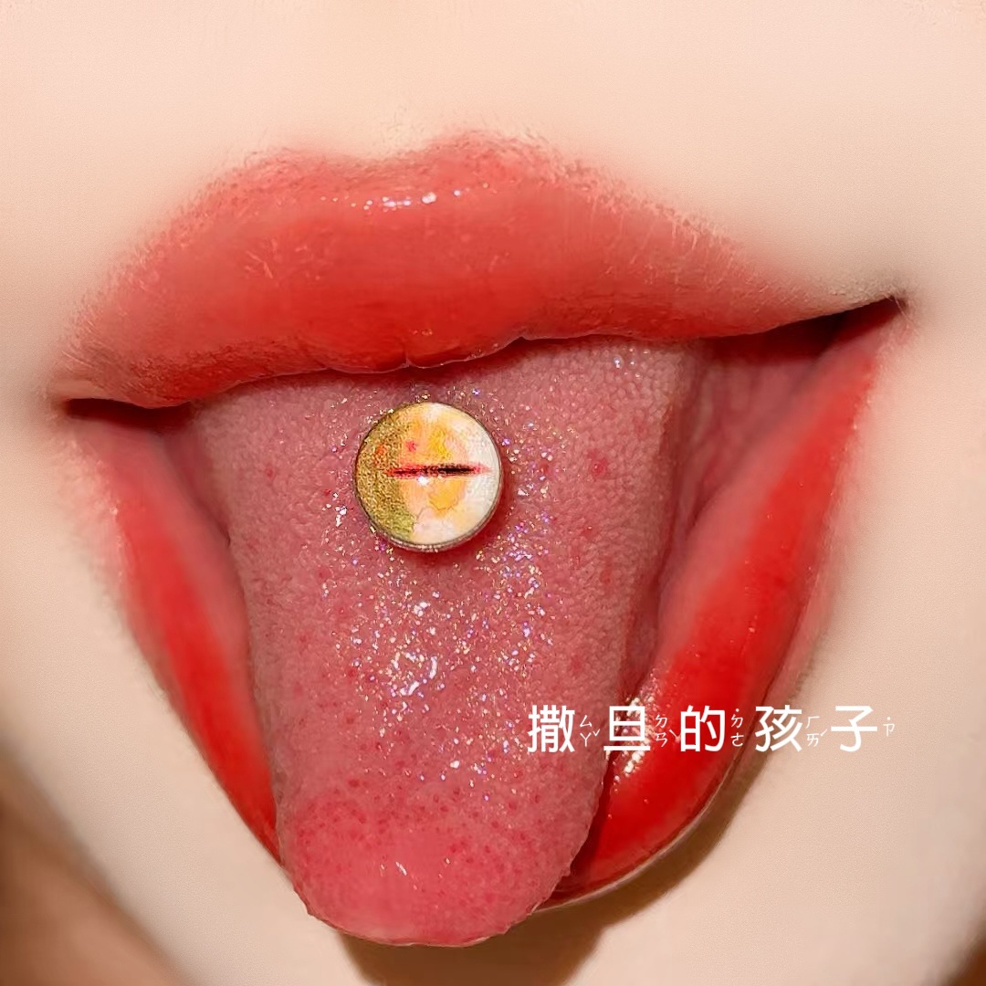 Pointed titanium steel lip stud product view